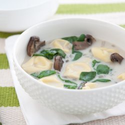 Spinach Tortellini Soup recipe