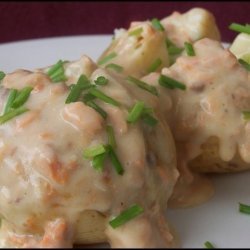 Jacket Potatoes With Cheesy Salmon Sauce Aust Ww 2.5 Pts recipe