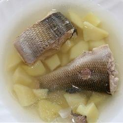 Ukha (Russian Fish Soup) recipe