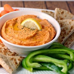 Easy Roasted Red Pepper Hummus recipe
