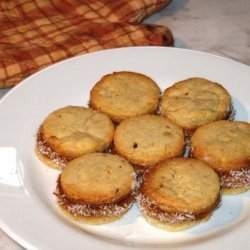 Pecan Dulche De Leche Sandwich Cookies recipe