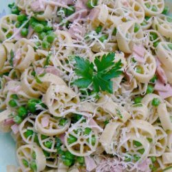 Pretty Pasta Salad With Peas, Parmesan and Ham recipe