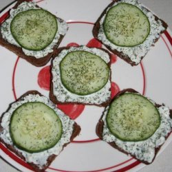 Cucumber Sandwiches (1 Ww Point Each) recipe