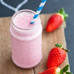 Easy Strawberry Smoothie recipe