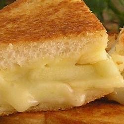 Grilled Apple and Swiss Cheese Sandwich recipe