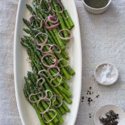 Asparagus With Raspberry Vinaigrette recipe