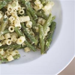 Creamy Macaroni with Asparagus Without the Cream recipe