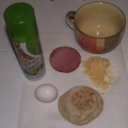 Microwave Egg & Toasted Muffin Sandwich recipe