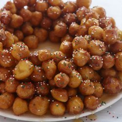 Struffoli (Honey Balls) recipe
