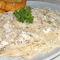 Spaghetti with Garlic and Basil recipe