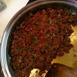 Minced Beef with Black-Eyed Beans recipe