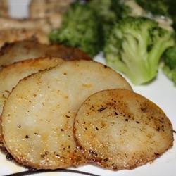 Garlic Herb Skillet Potatoes recipe