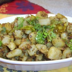 Potatoes With Fresh Curry Leaves (Bhaji) recipe