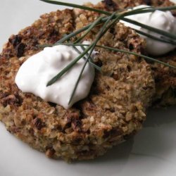 Pecan and Mushroom Burger  With Blue Cheese Sauce recipe