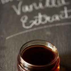 Homemade Vanilla Extract recipe