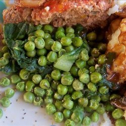 Petite Peas With Thyme and Garlic recipe
