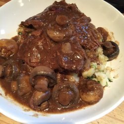 Beef Braised With Red Wine and Mushrooms recipe