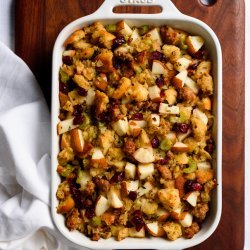 Sourdough Stuffing With Pears and Sausage recipe