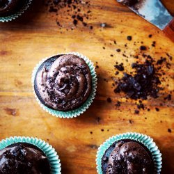Moist Chocolate Cupcakes recipe