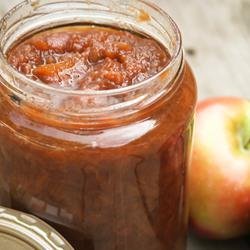 Spiced Slow Cooker Applesauce recipe