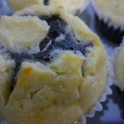 Black Bottom Muffins (Cream Cheese As Topping) recipe