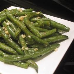 Buttery Garlic Green Beans recipe