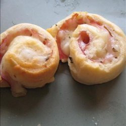 Ham and Swiss Appetizer Wheels recipe