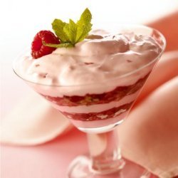 Alouette Berries & Cream and Yogurt Parfait recipe