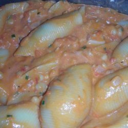 Creamy Pasta Shells With White Beans and Tomatoes recipe
