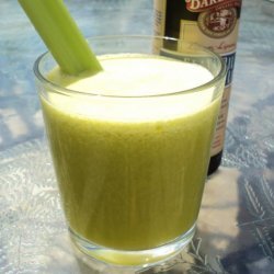Pineapple, Ginger, Celery and Flax Juice (For the Juicer) recipe