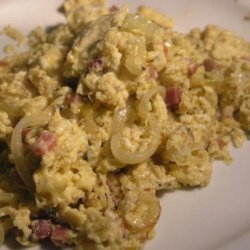 Nitko’s Scrambled Eggs With Onion and Bacon recipe