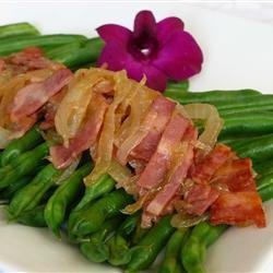 Green Beans with Smokey Bacon Vinaigrette recipe