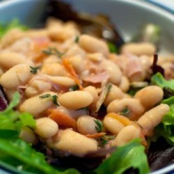 Cannellini Beans With Herbs and Prosciutto recipe