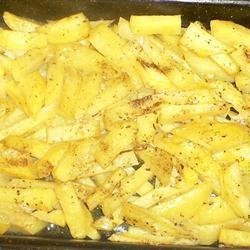 Potato Gratin With Chicken Broth, Garlic and Thyme recipe