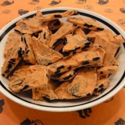 Halloween Cookie Bark recipe
