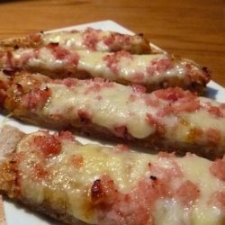 Swiss Cheese and Ham Pizza With Mango Sauce recipe