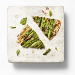 Grilled Asparagus Pizza recipe