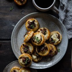 Caramelized Onion Tartlets recipe