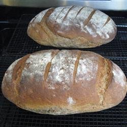 Authentic German Bread (Bauernbrot) recipe