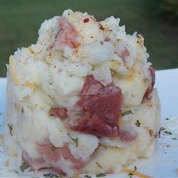 Cheesy Mashed Potatoes with Cubed Ham recipe