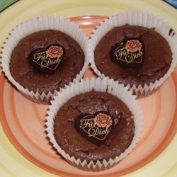 Gluten-Free, Low-Carb Chocolate Amaretto Cream Cheese Cupcakes recipe