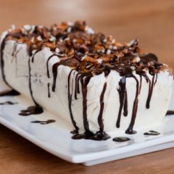 Ice Cream Pretzel Cake recipe