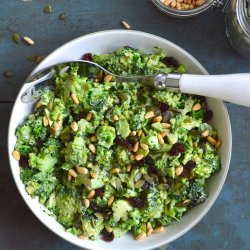 Broccoli Cashew Salad recipe