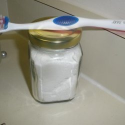 Natural Whitening Toothpaste recipe