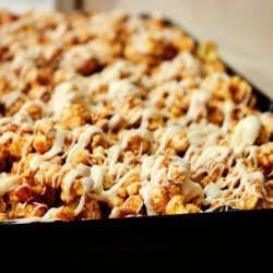 Cinnamon Bun Popcorn recipe