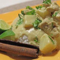 Thai Mussamun Curry With Chicken, Potatoes, and Peanuts recipe