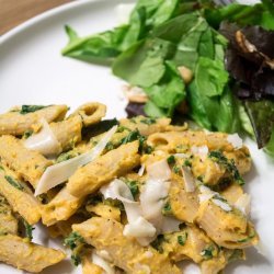Pasta with Spinach Sauce recipe