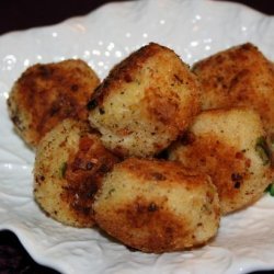 Simply Croquettes With Mashed Potatoes and Goat Cheese recipe