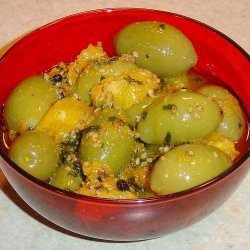 Marinated Green Olives With Sesame, Orange, and Mint recipe