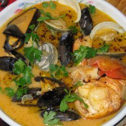 Mariscada En Recado (Shellfish Stew) recipe